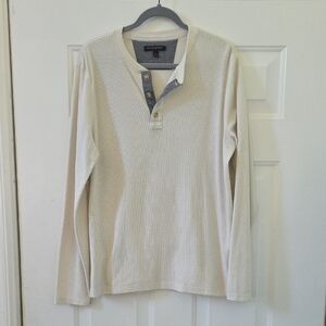 ⭐️3/$35 Banana Republic Gray and Cream Top